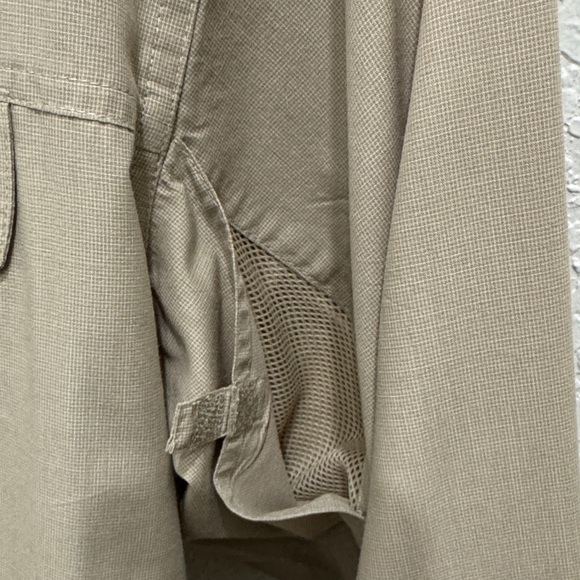 Exofficio BUZZ OFF Insect Repellent Apparel Khaki Button Down Shirt - Picture 7 of 7